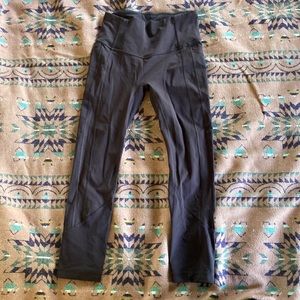 Size 6 purple All the right places lululemon 25” pant